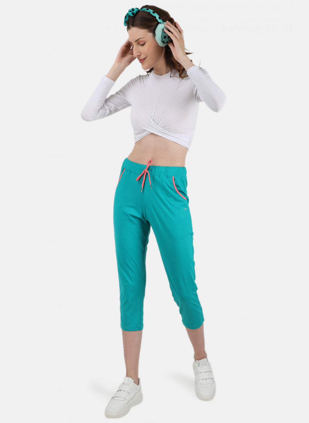 Womens Blue Regular Capri