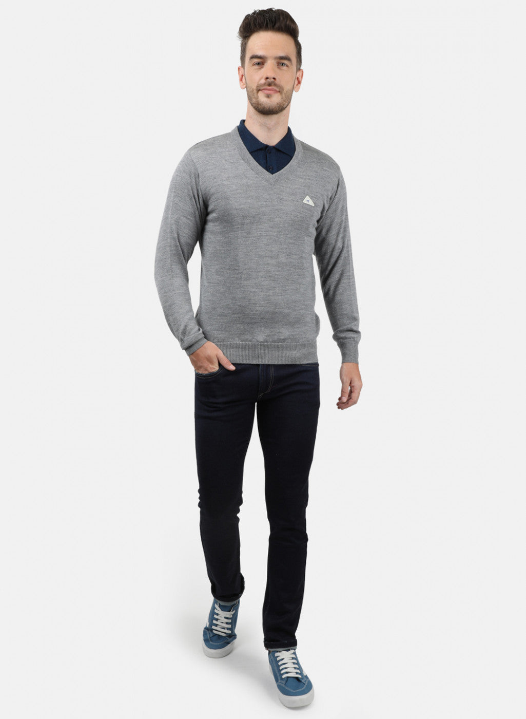 Men Grey Solid Pullover