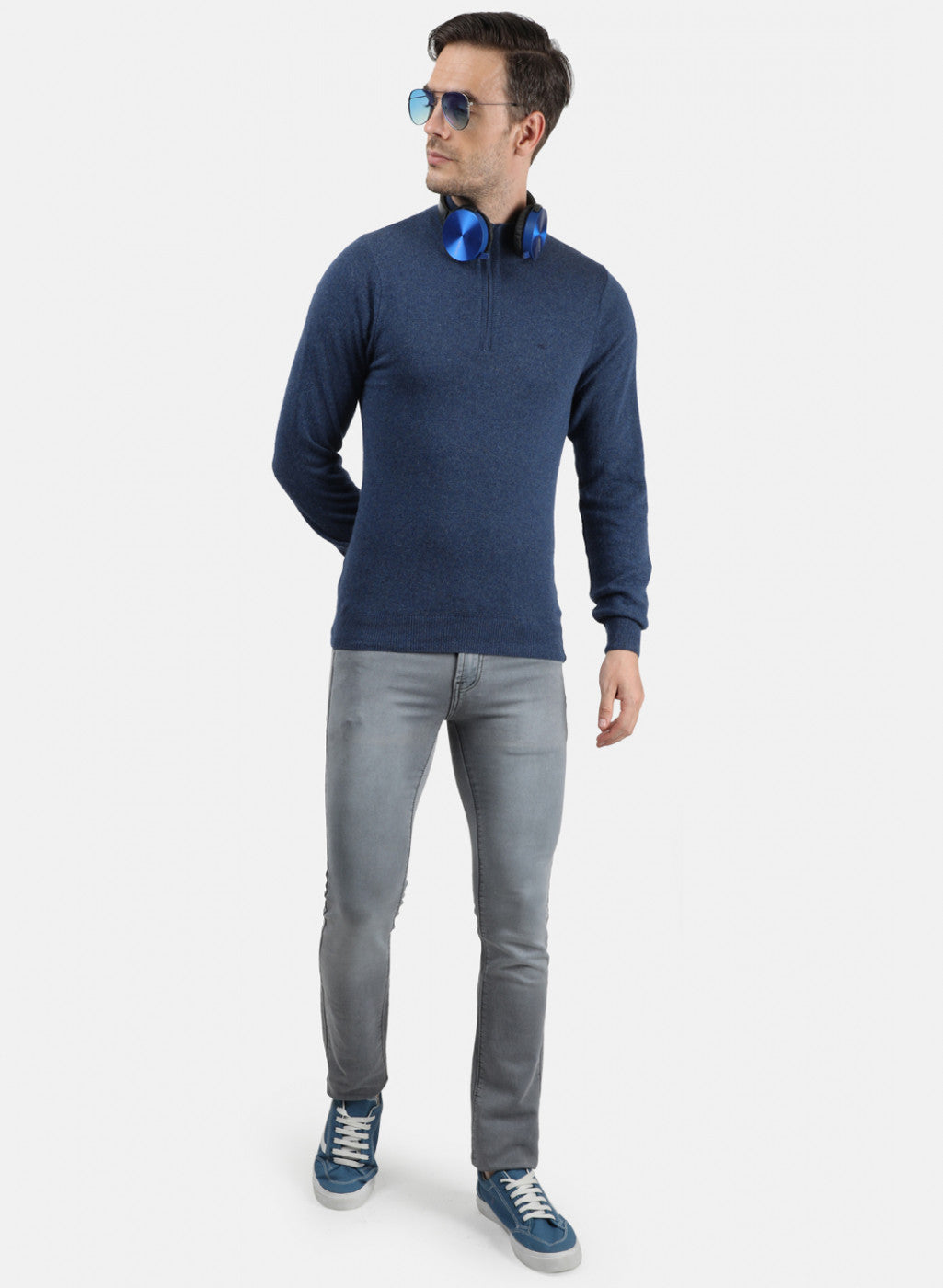 Men Blue Solid Pullover