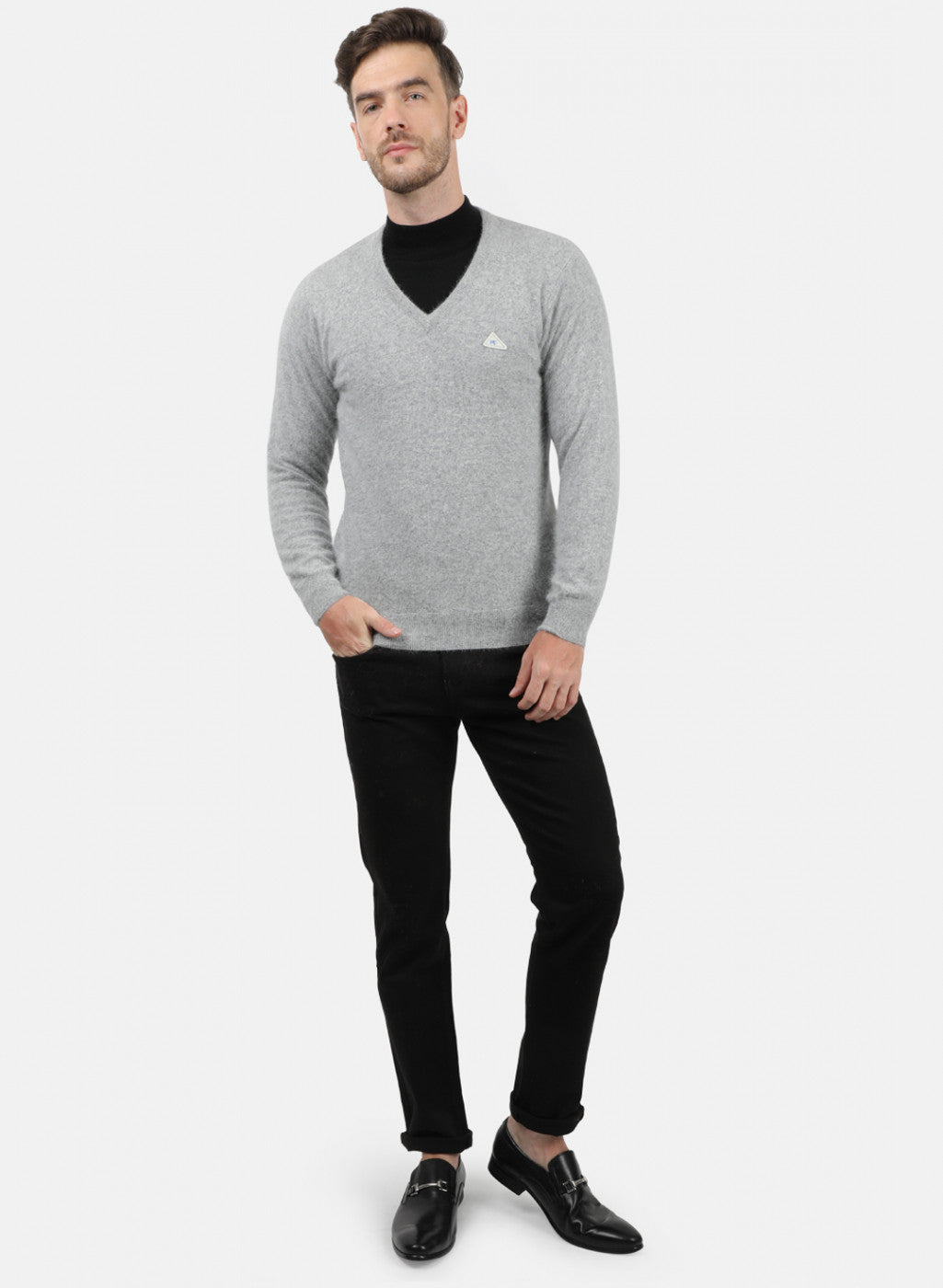 Men Grey Solid Pullover