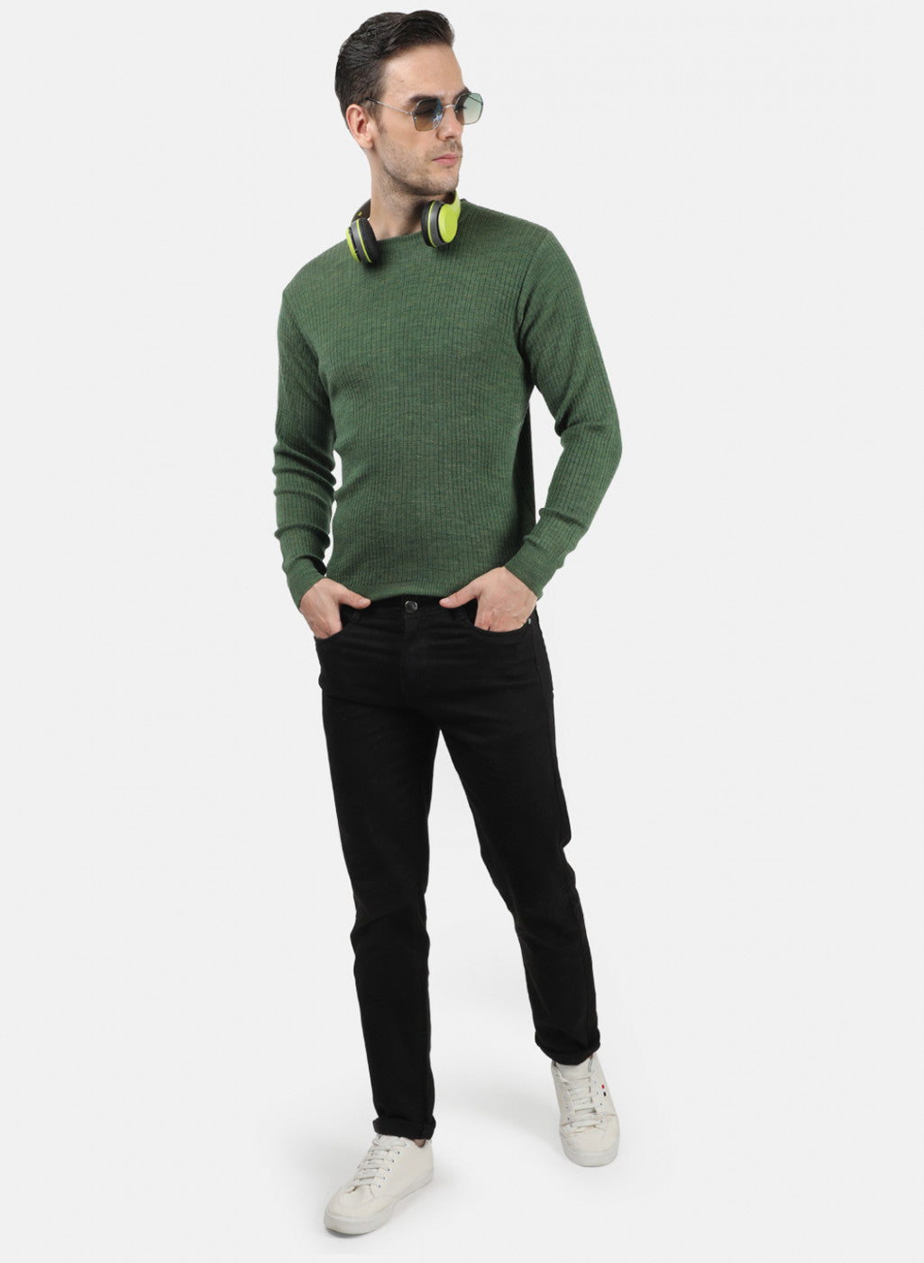 Men Olive Solid Pullover
