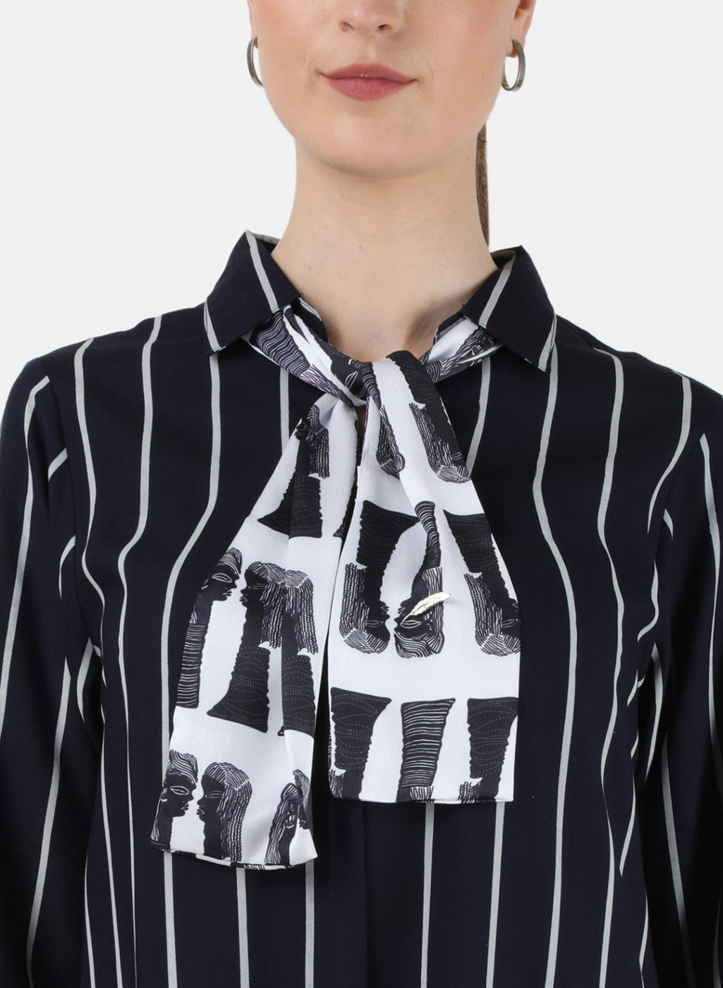 Womens Navy Blue & White Printed Top