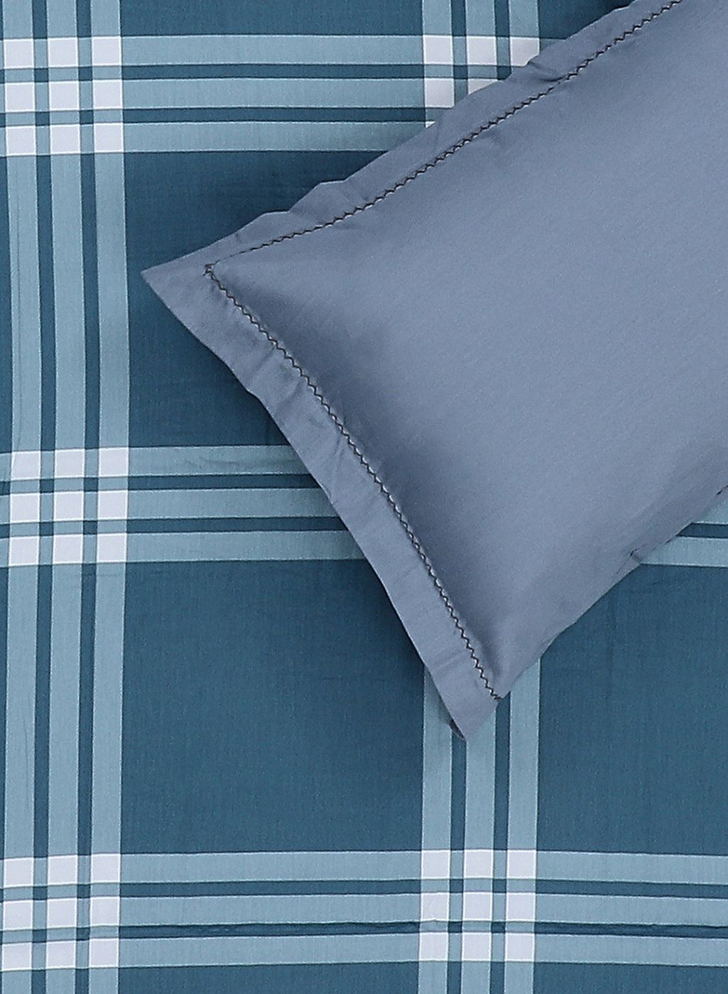 200TC Pure Cotton Queen Bedsheet with 2 Pillow Covers