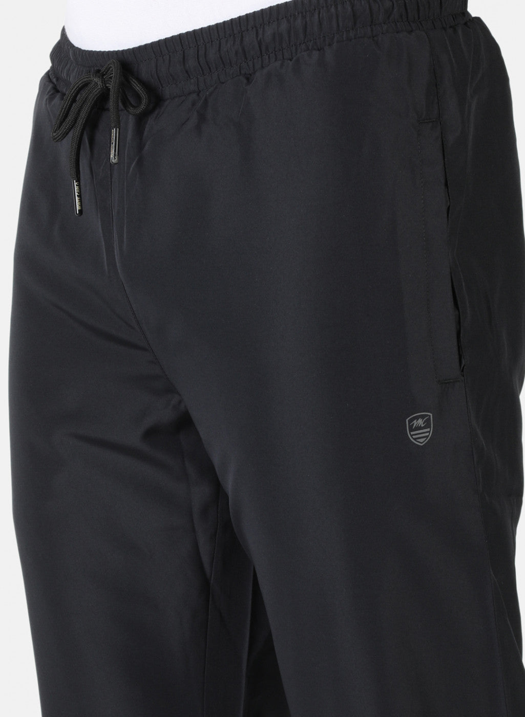 Men Black Plain Tracksuit