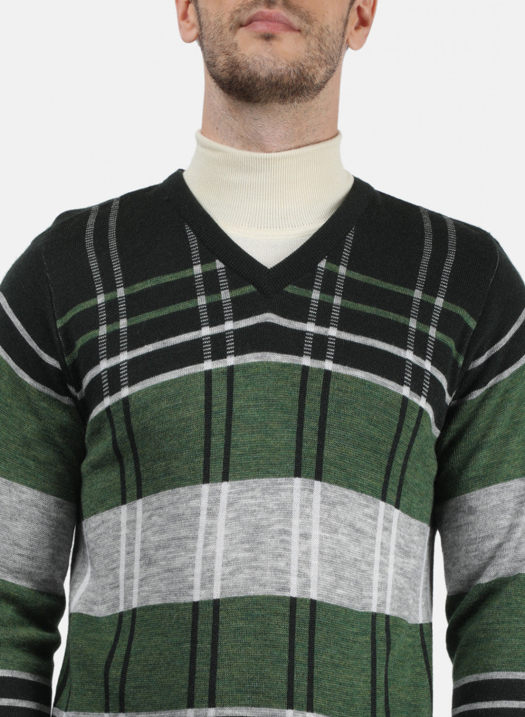 Men NAvy Blue & Green Solid Pullover
