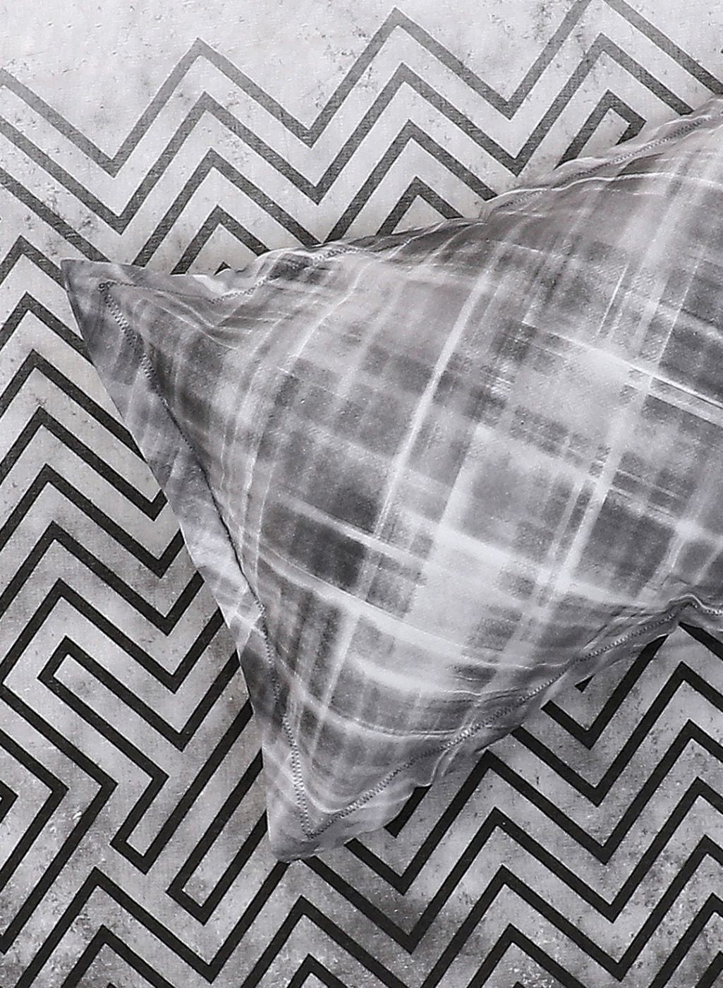 140TC Pure Cotton King Bedsheet with 2 Pillow Covers