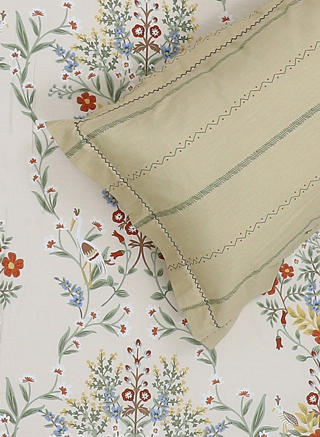 200TC Pure Cotton Queen Bedsheet with 2 Pillow Covers