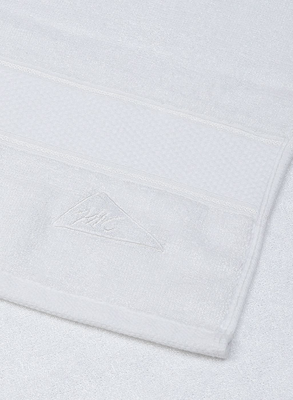 White Cotton 600 GSM Bath Towel