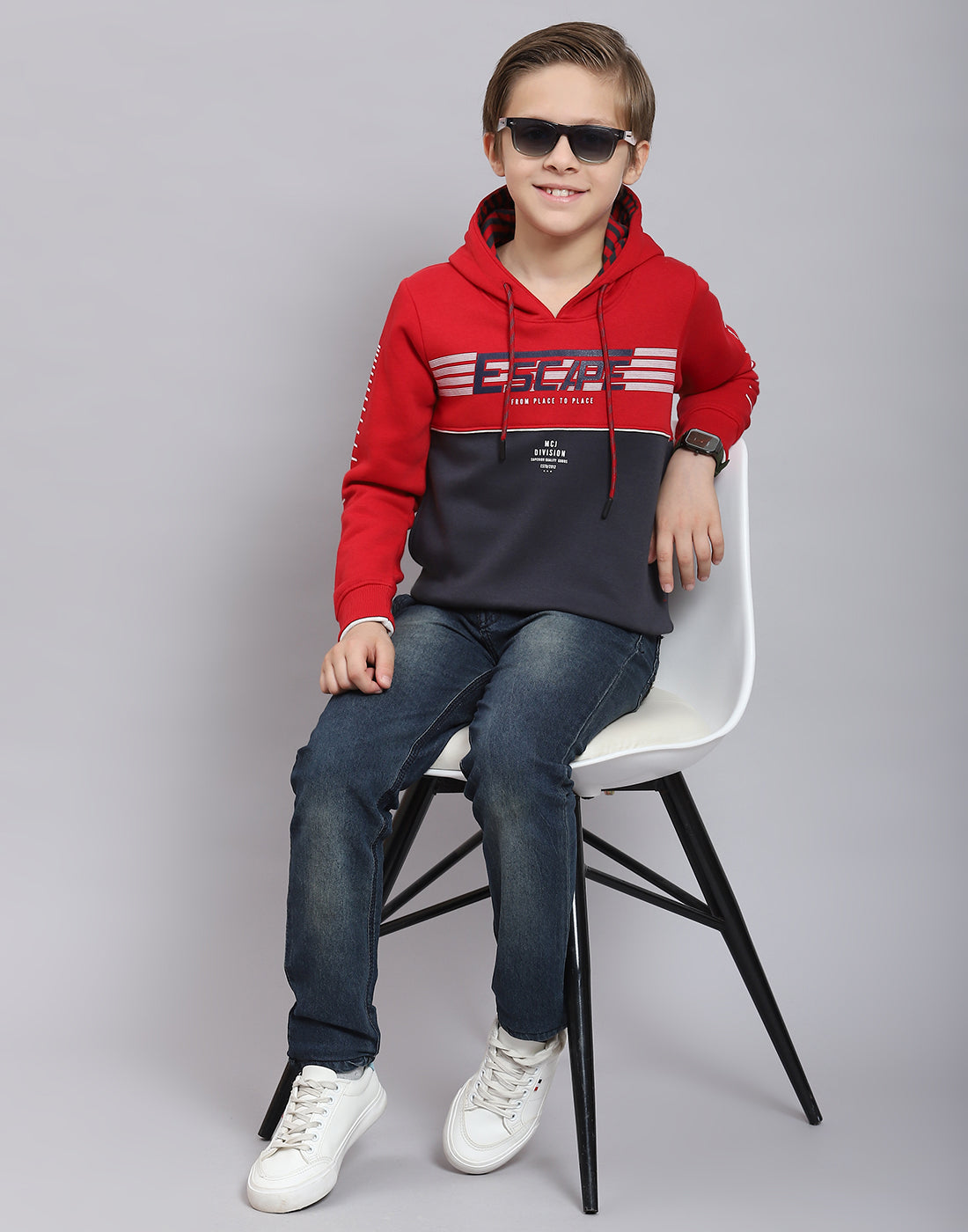 Boys Red Printed Hooded Full Sleeve Sweatshirt
