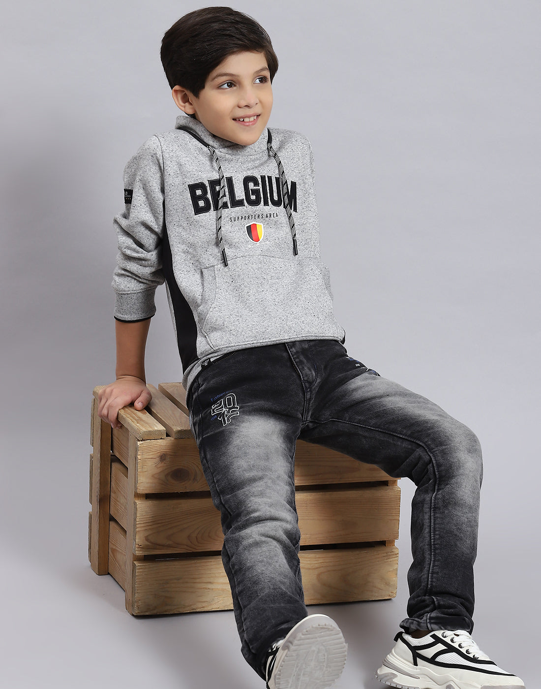 Boys Grey Melange Solid F Neck Full Sleeve Sweatshirt