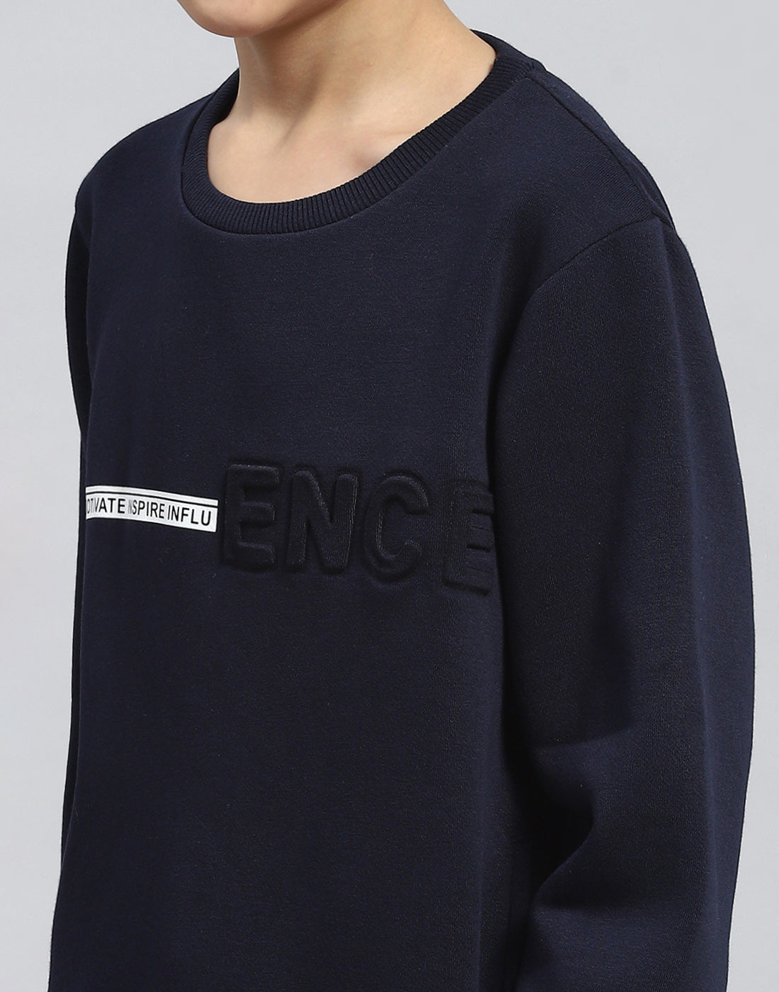 Boys Navy Blue Solid Round Neck Full Sleeve Sweatshirt
