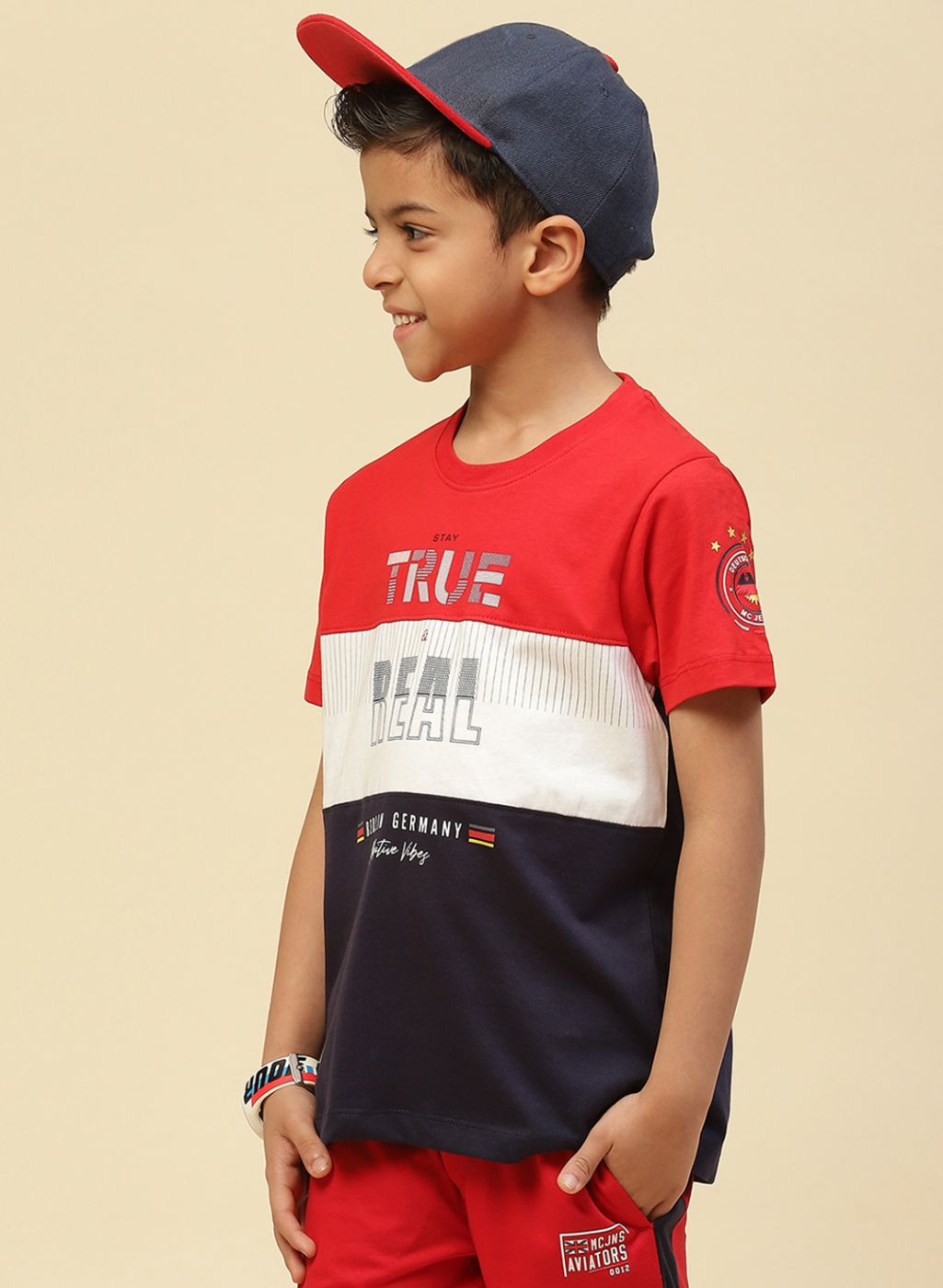 Boys Red & Navy Blue Printed T-Shirt
