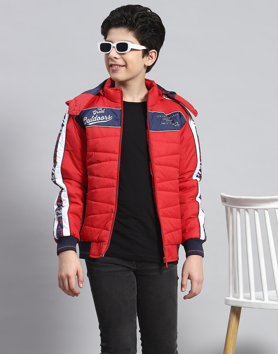 Boys Red Solid Hooded Full Sleeve Boys Jacket