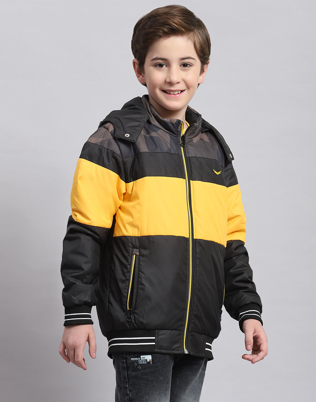 Boys Black Solid Hooded Full Sleeve Boys Jacket