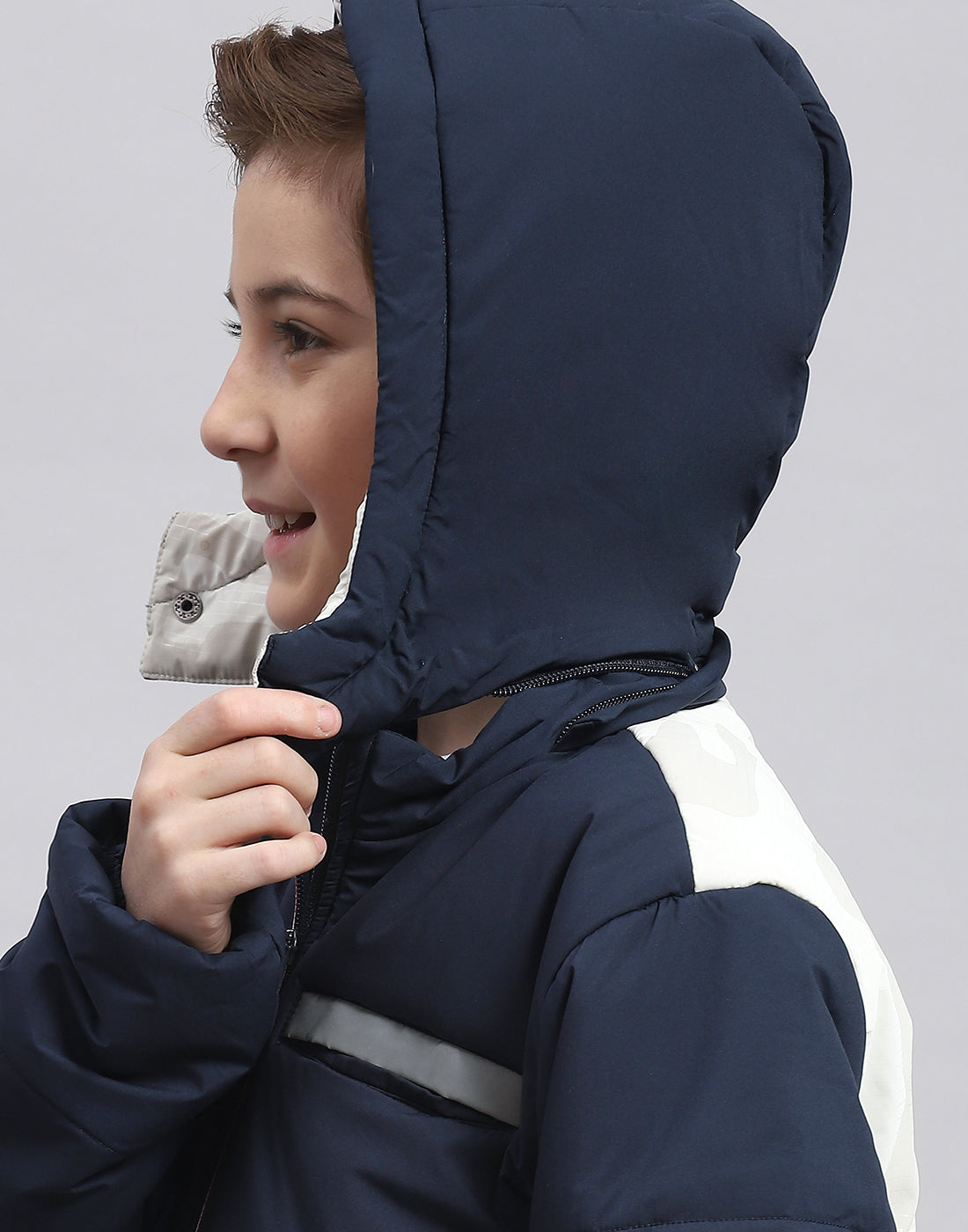Boys Navy Blue Solid Hooded Full Sleeve Boys Jacket