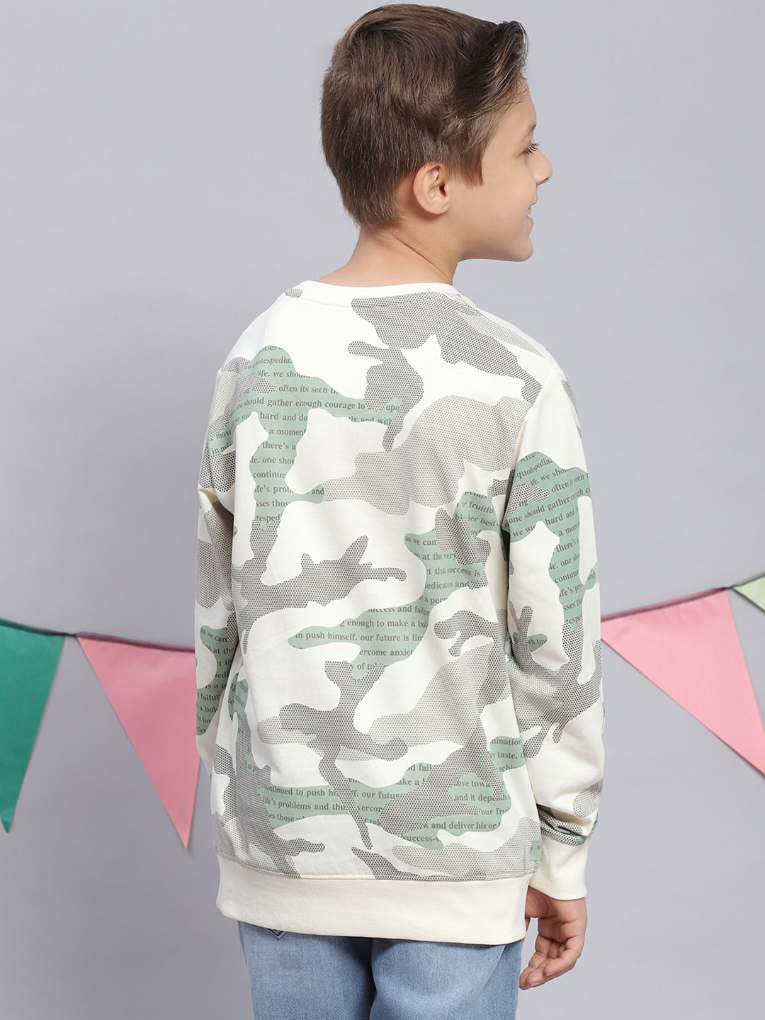 Boys Off White Printed Round Neck Full Sleeve Sweatshirt