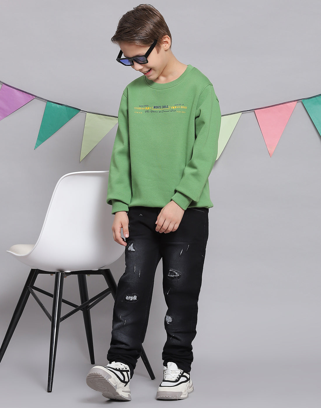 Boys Green Printed Round Neck Full Sleeve Sweatshirt