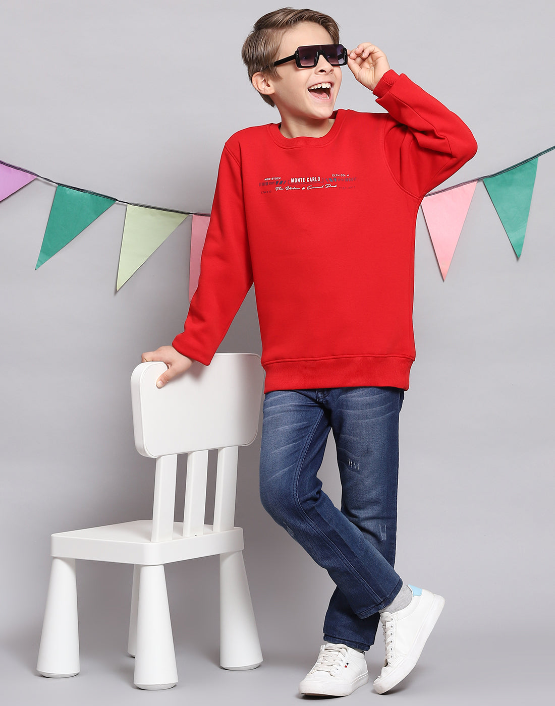Boys Red Printed Round Neck Full Sleeve Sweatshirt