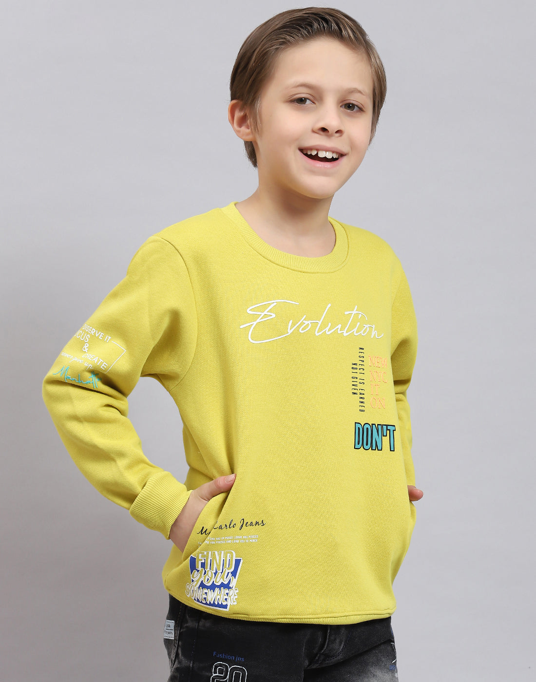 Boys Yellow Printed Round Neck Full Sleeve Sweatshirt