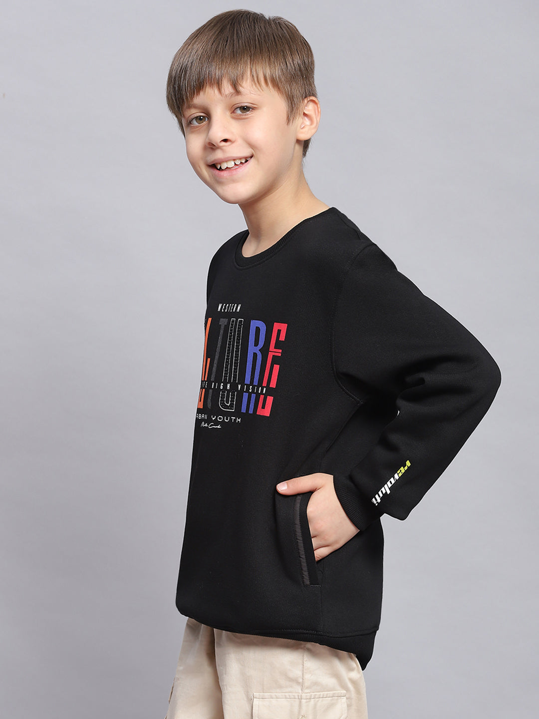 Boys Black Printed Round Neck Full Sleeve Sweatshirt