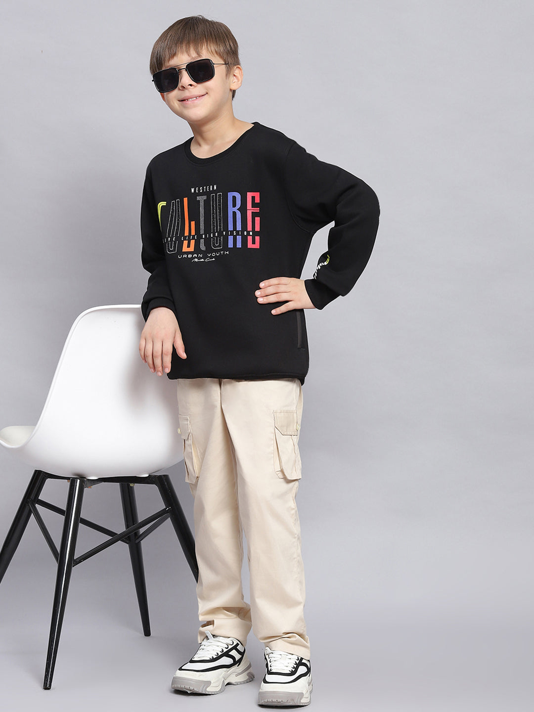Boys Black Printed Round Neck Full Sleeve Sweatshirt