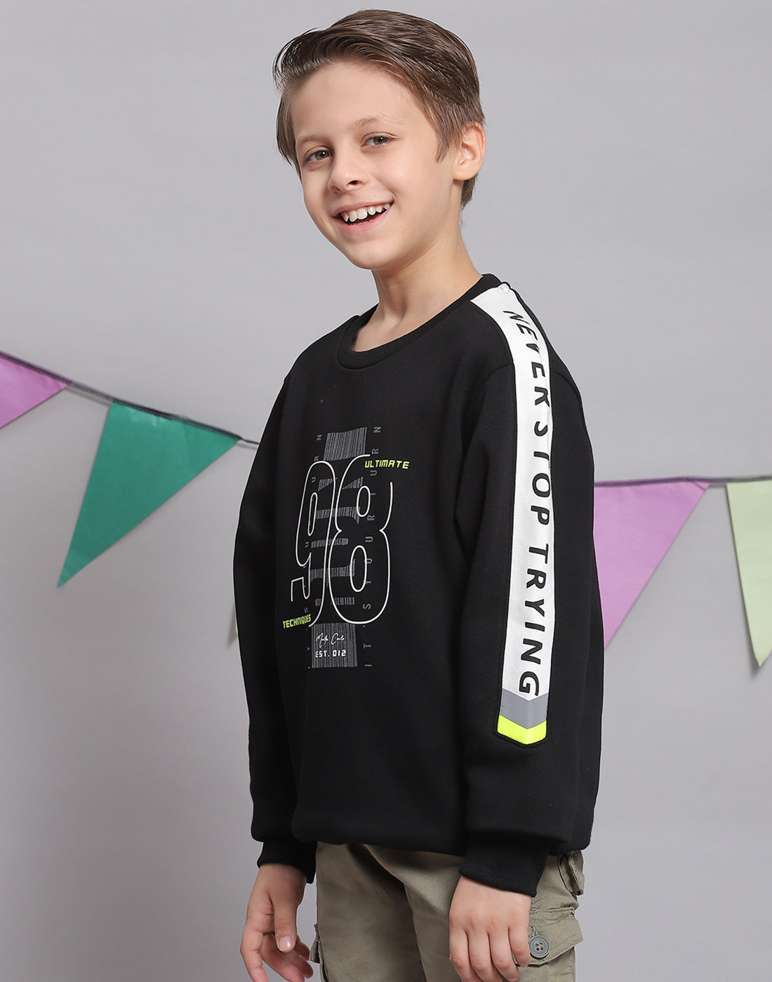 Boys Black Printed Round Neck Full Sleeve Sweatshirt