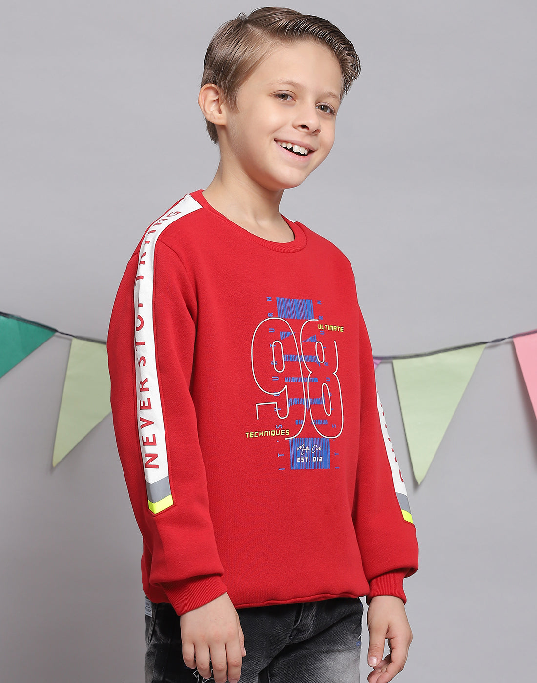 Boys Red Printed Round Neck Full Sleeve Sweatshirt