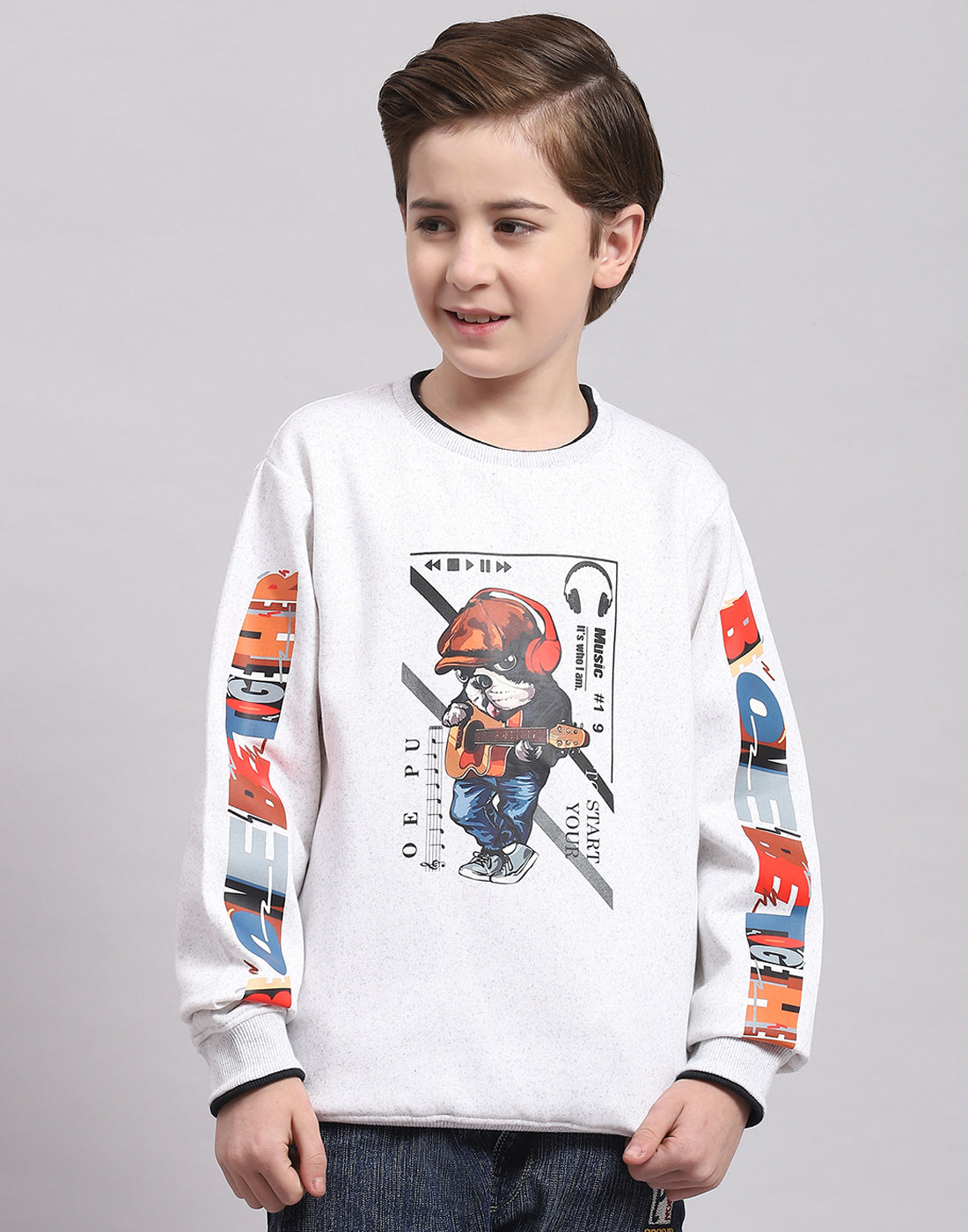 Boys Off White Printed Round Neck Full Sleeve Sweatshirt
