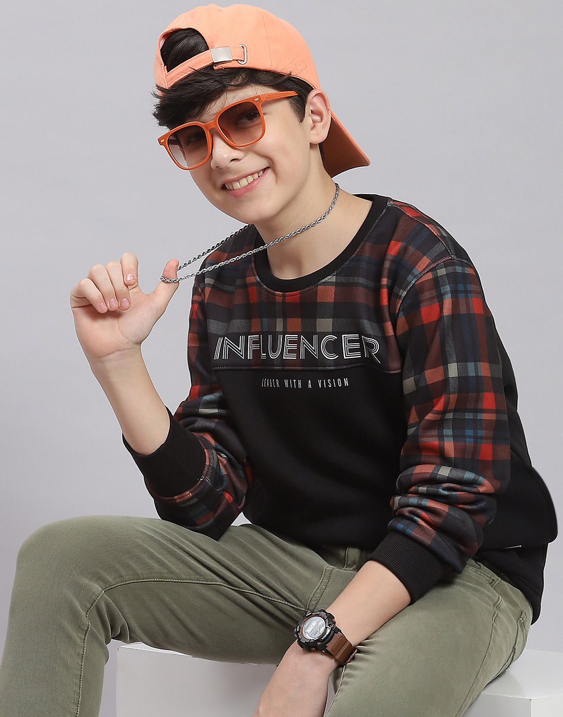 Boys Black Check Round Neck Full Sleeve Sweatshirt