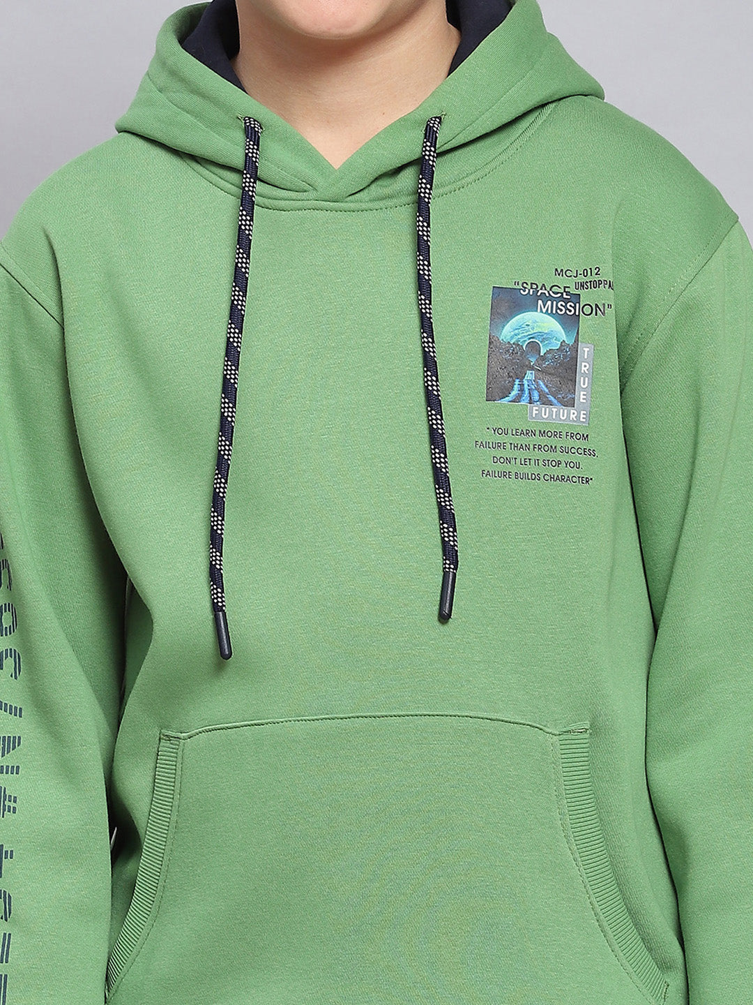 Boys Green Printed Hooded Full Sleeve Sweatshirt