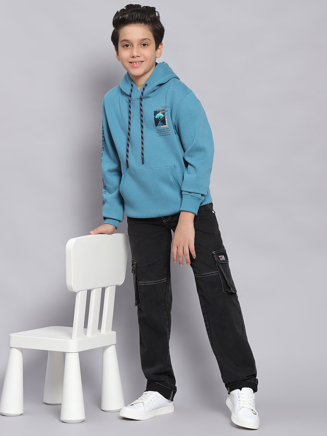 Boys Blue Printed Hooded Full Sleeve Sweatshirt