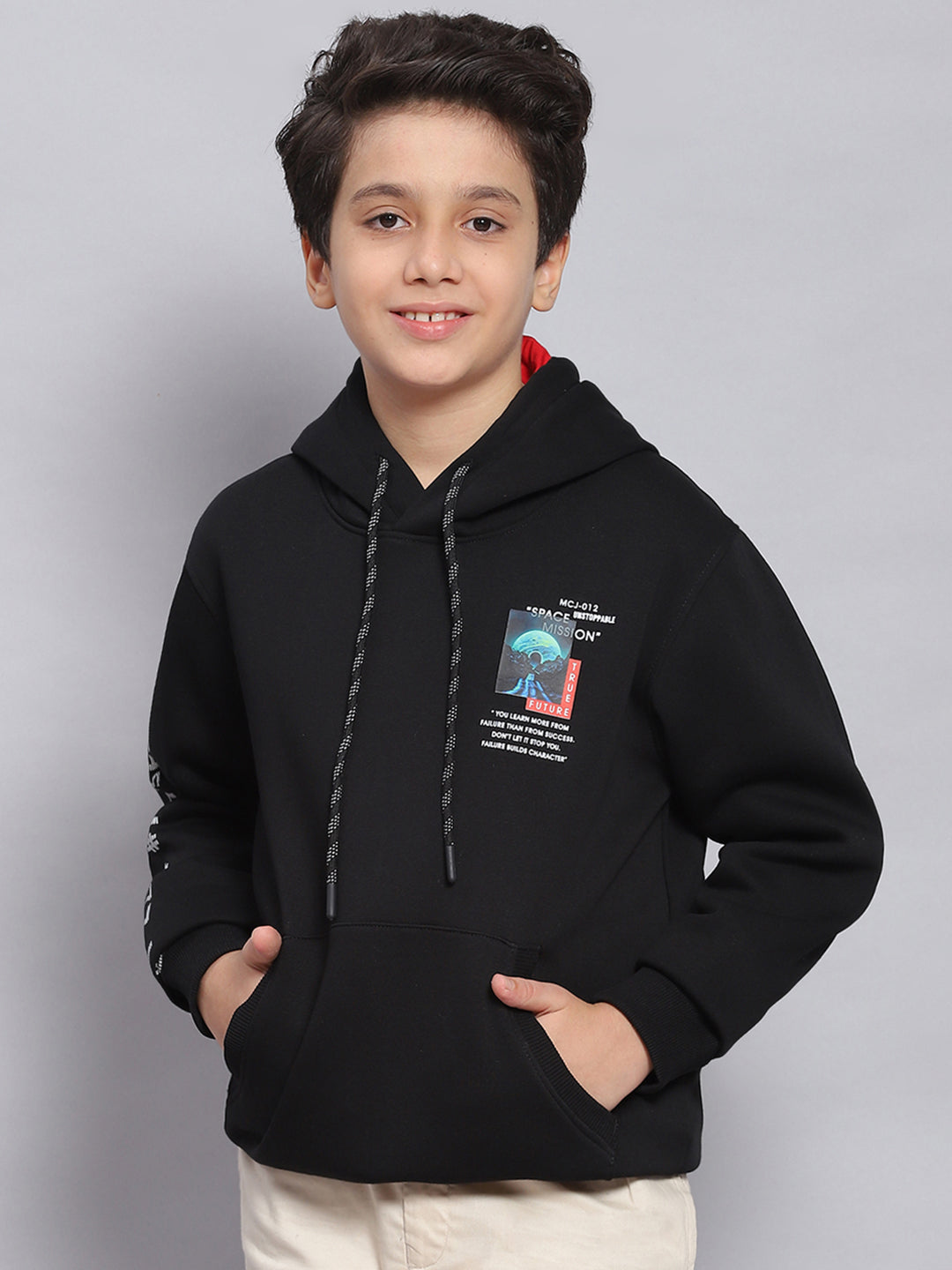 Boys Black Printed Hooded Full Sleeve Sweatshirt