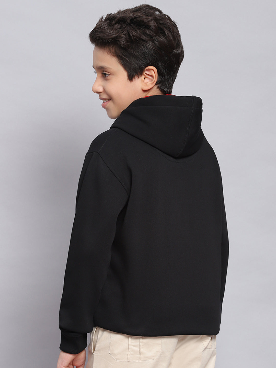 Boys Black Printed Hooded Full Sleeve Sweatshirt