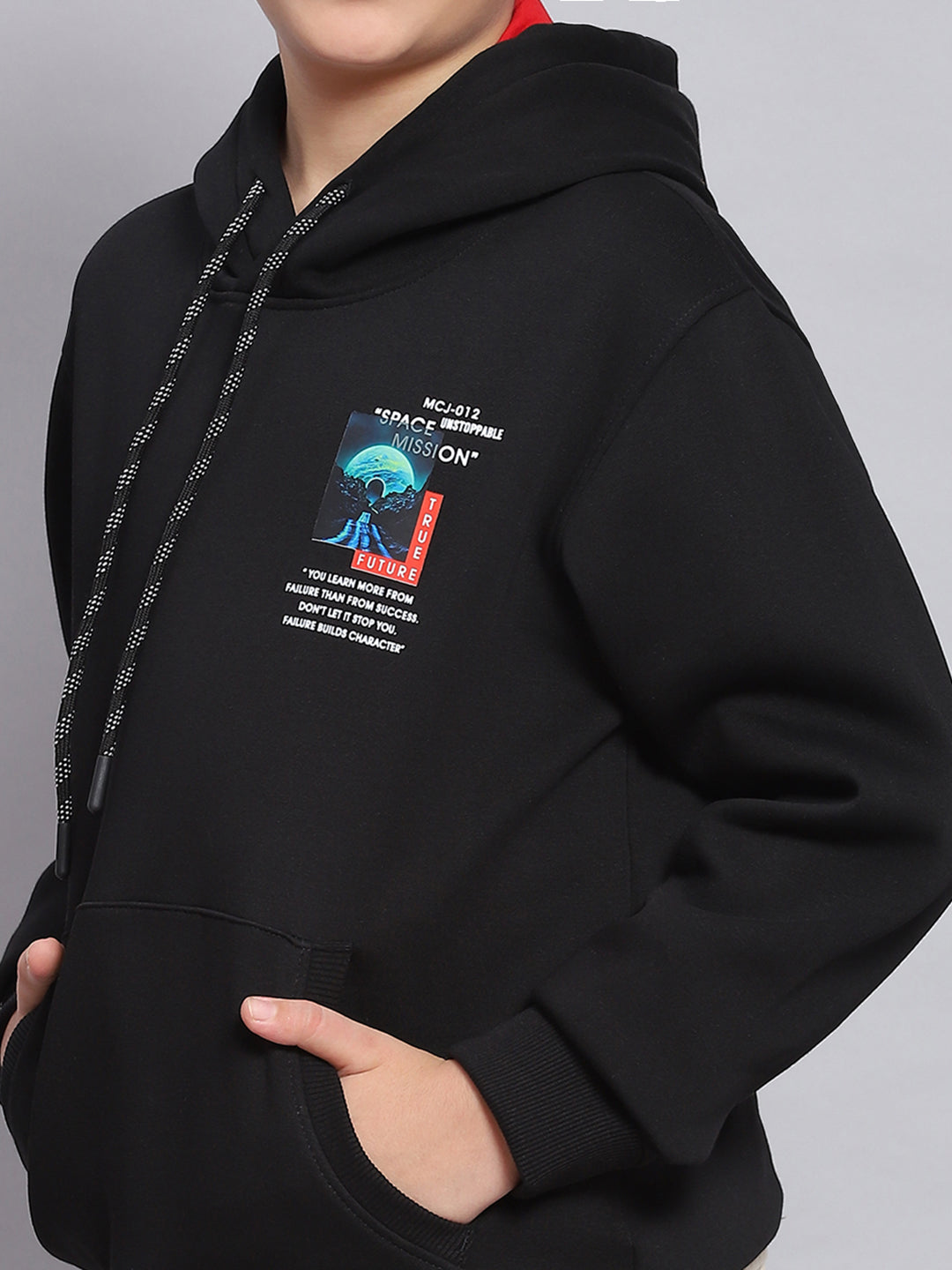 Boys Black Printed Hooded Full Sleeve Sweatshirt