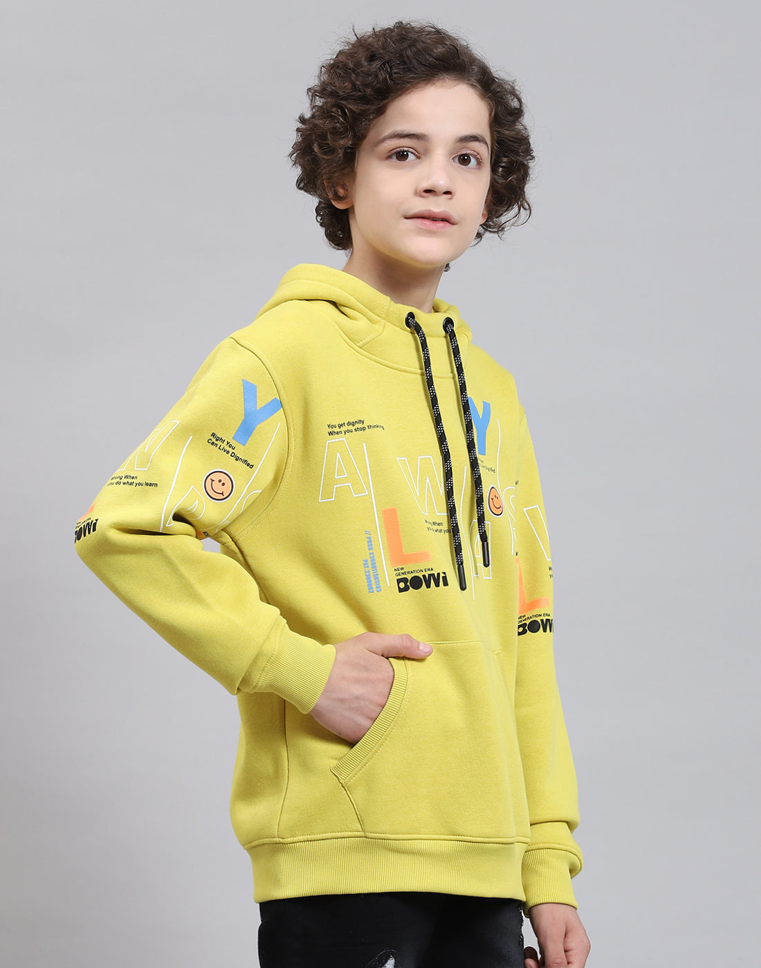 Boys Yellow Printed Round Neck Full Sleeve Sweatshirt