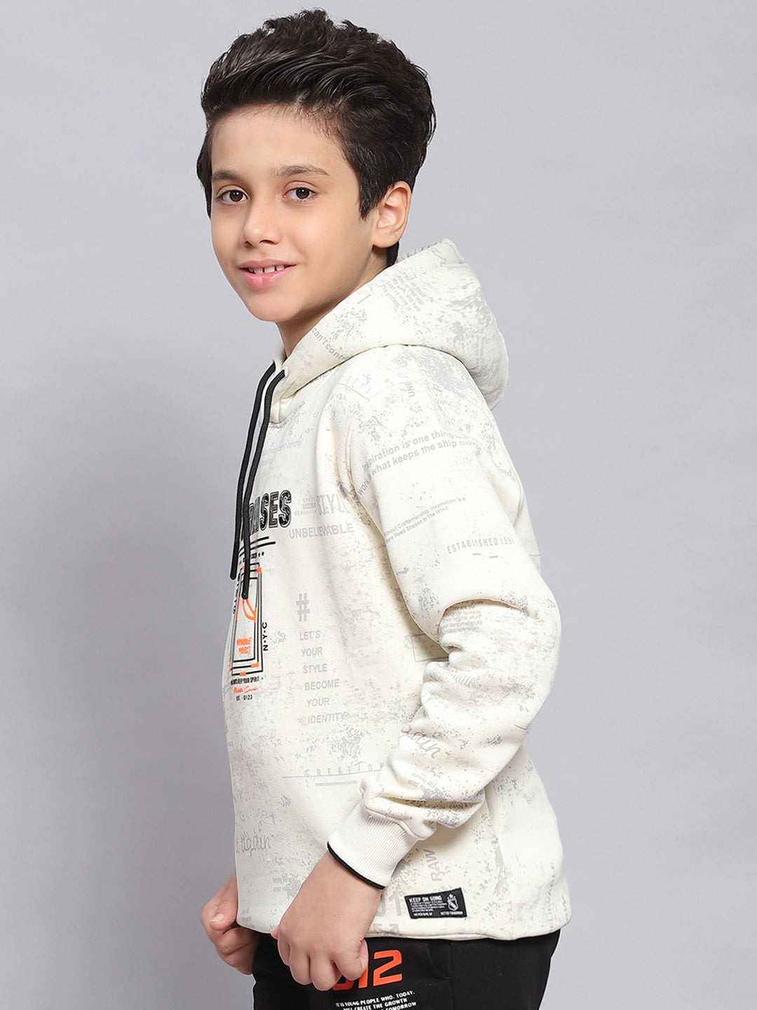 Boys White Printed Hooded Full Sleeve Sweatshirt