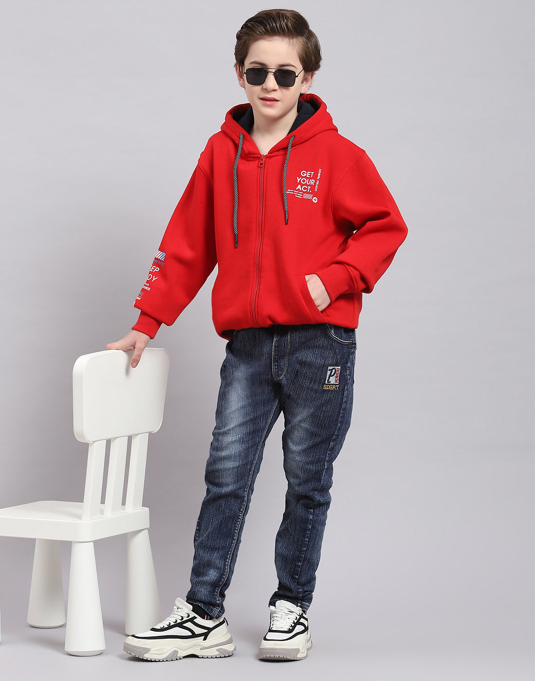 Boys Red Printed Hooded Full Sleeve Sweatshirt