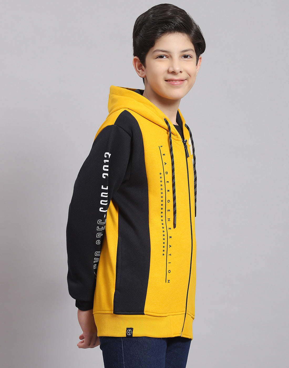 Boys Yellow Printed Hooded Full Sleeve Sweatshirt