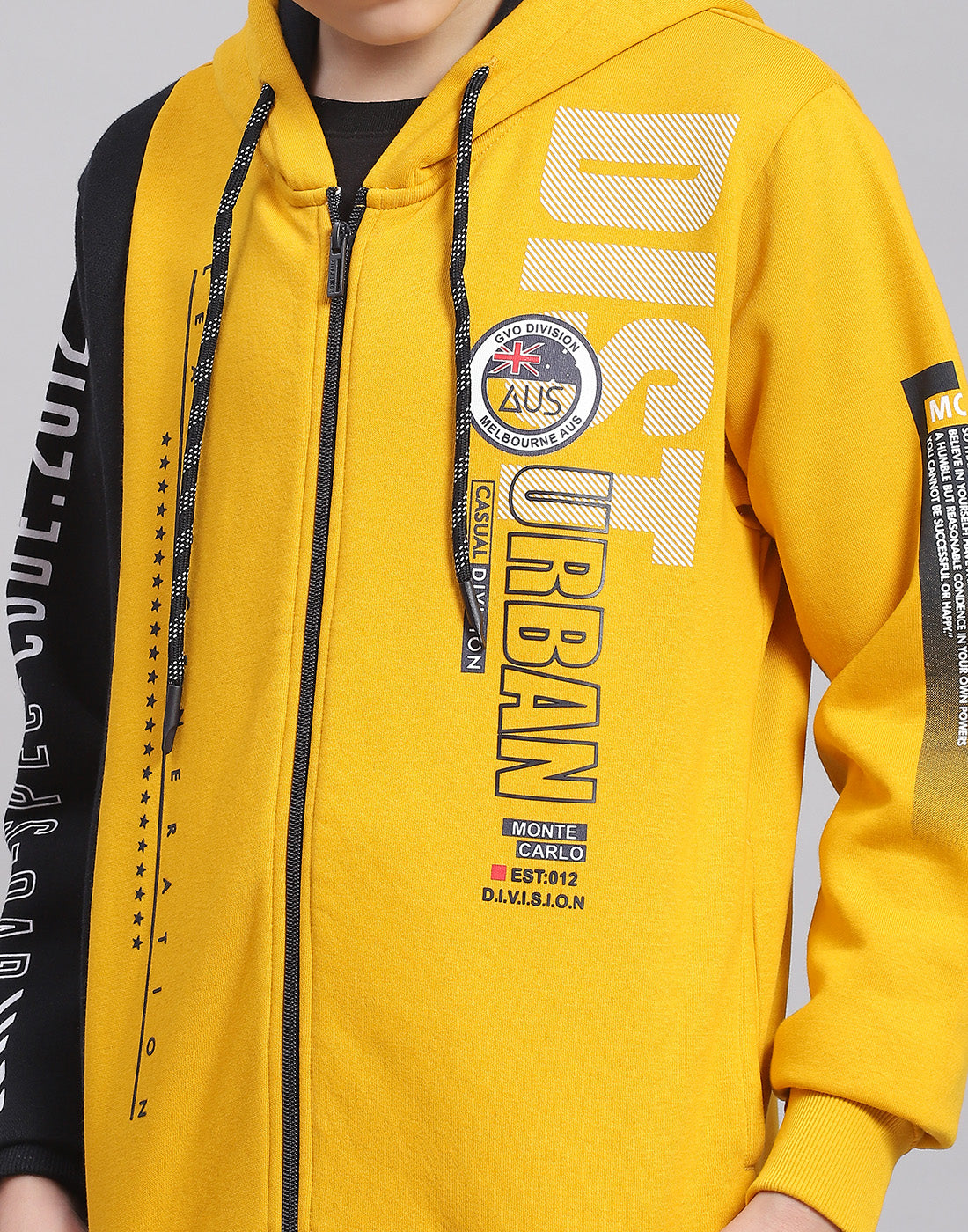 Boys Yellow Printed Hooded Full Sleeve Sweatshirt