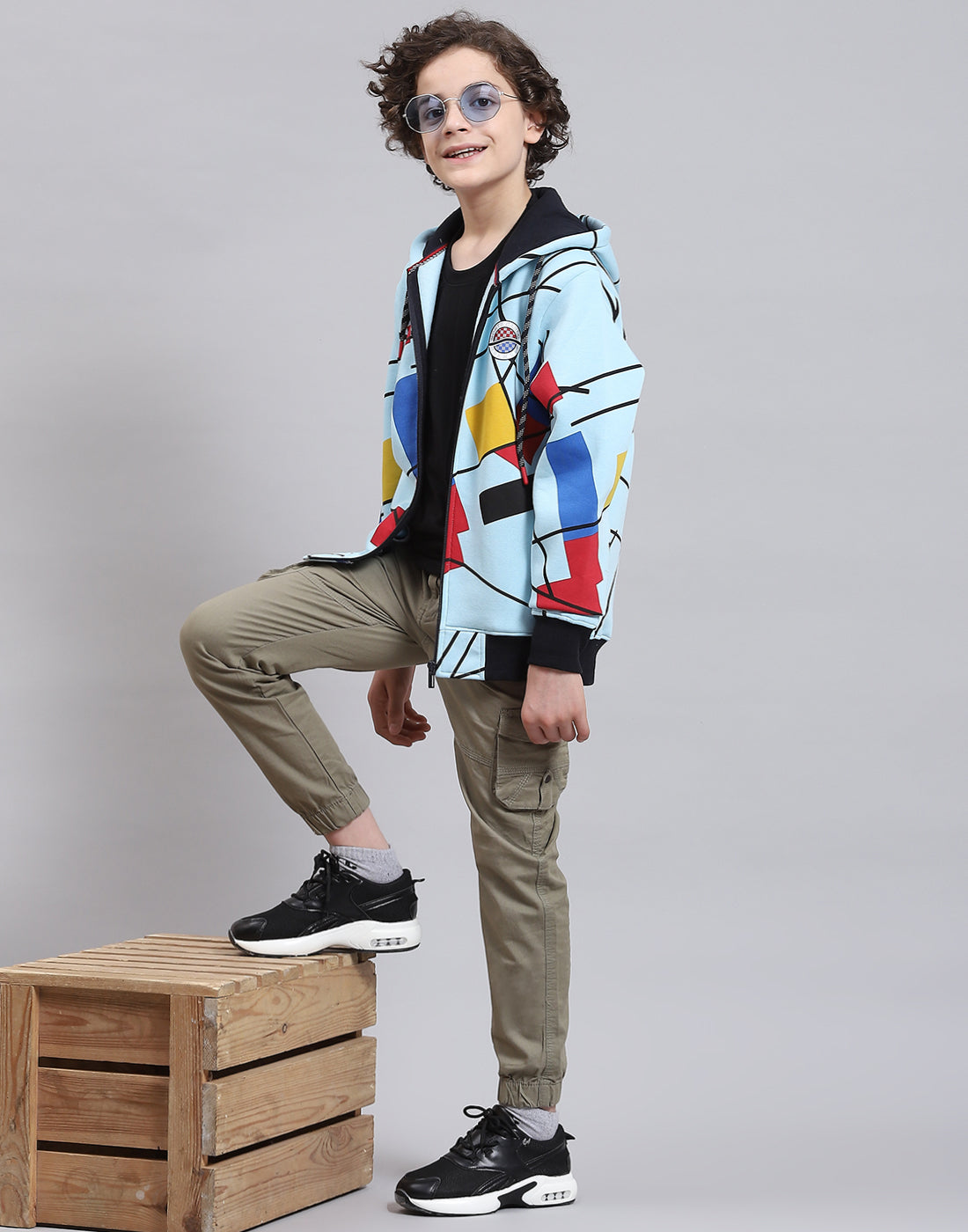 Boys Blue Printed Hooded Full Sleeve Sweatshirt