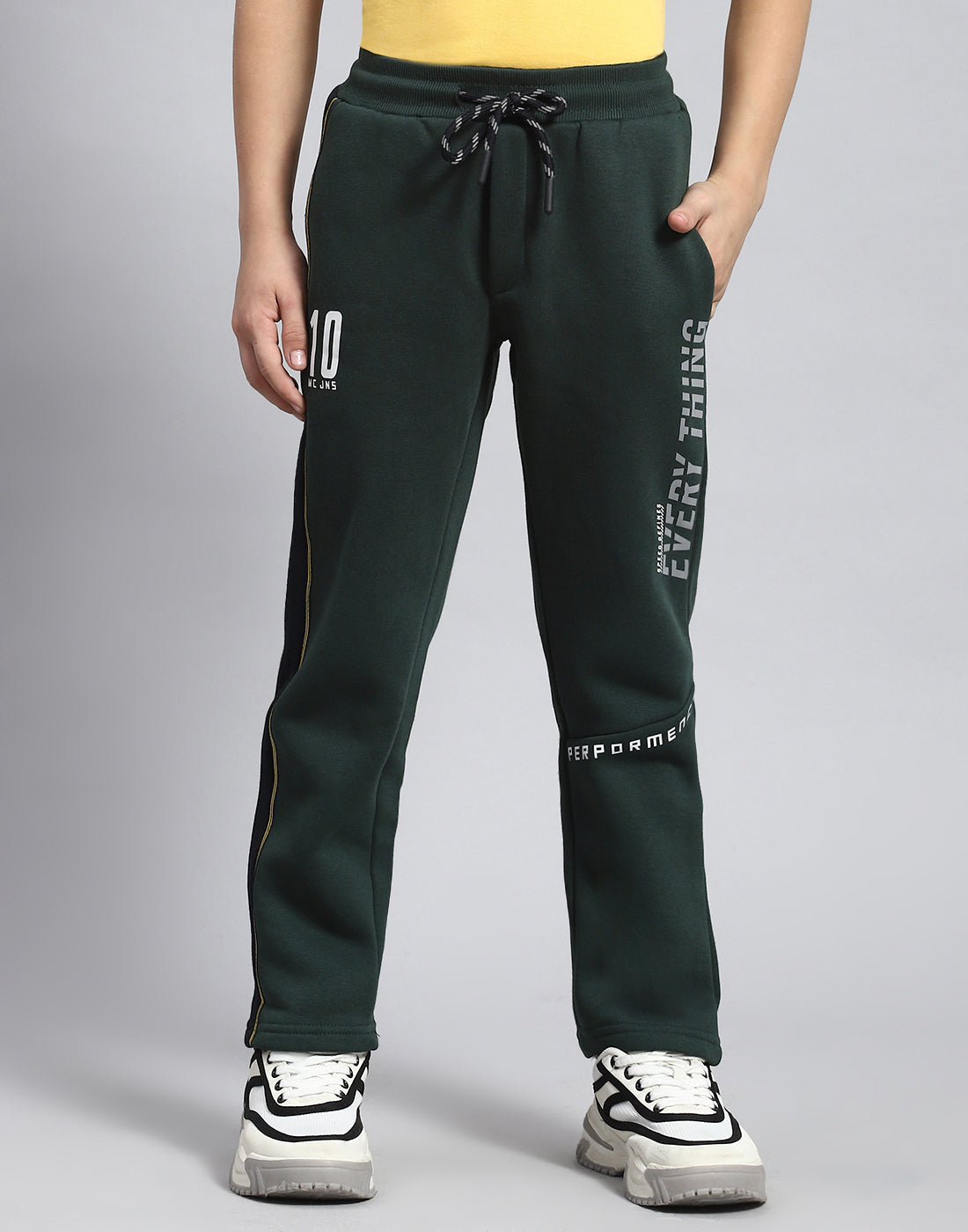 Boys Green Printed Regular Fit Lower