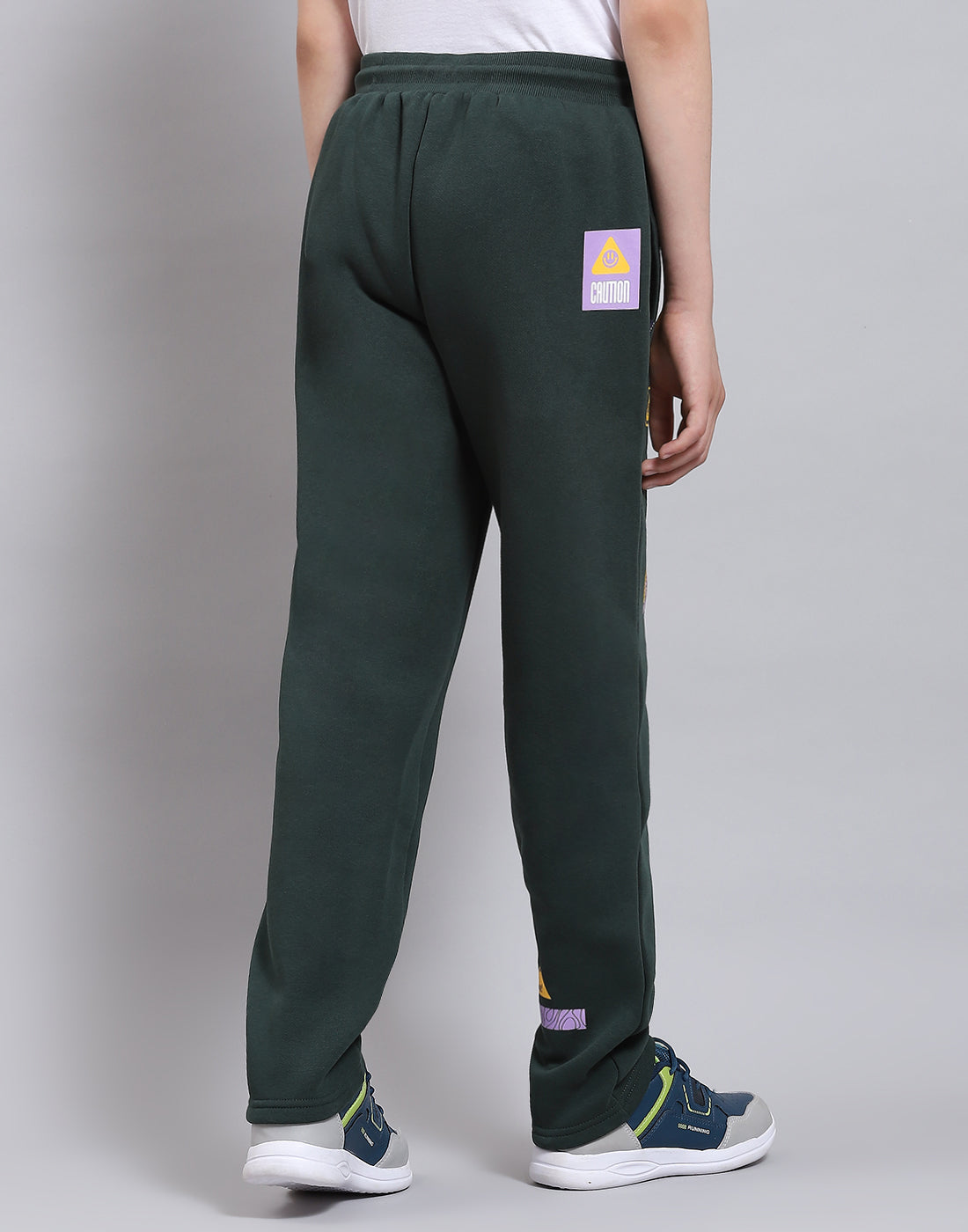 Boys Green Printed Regular Fit Lowers