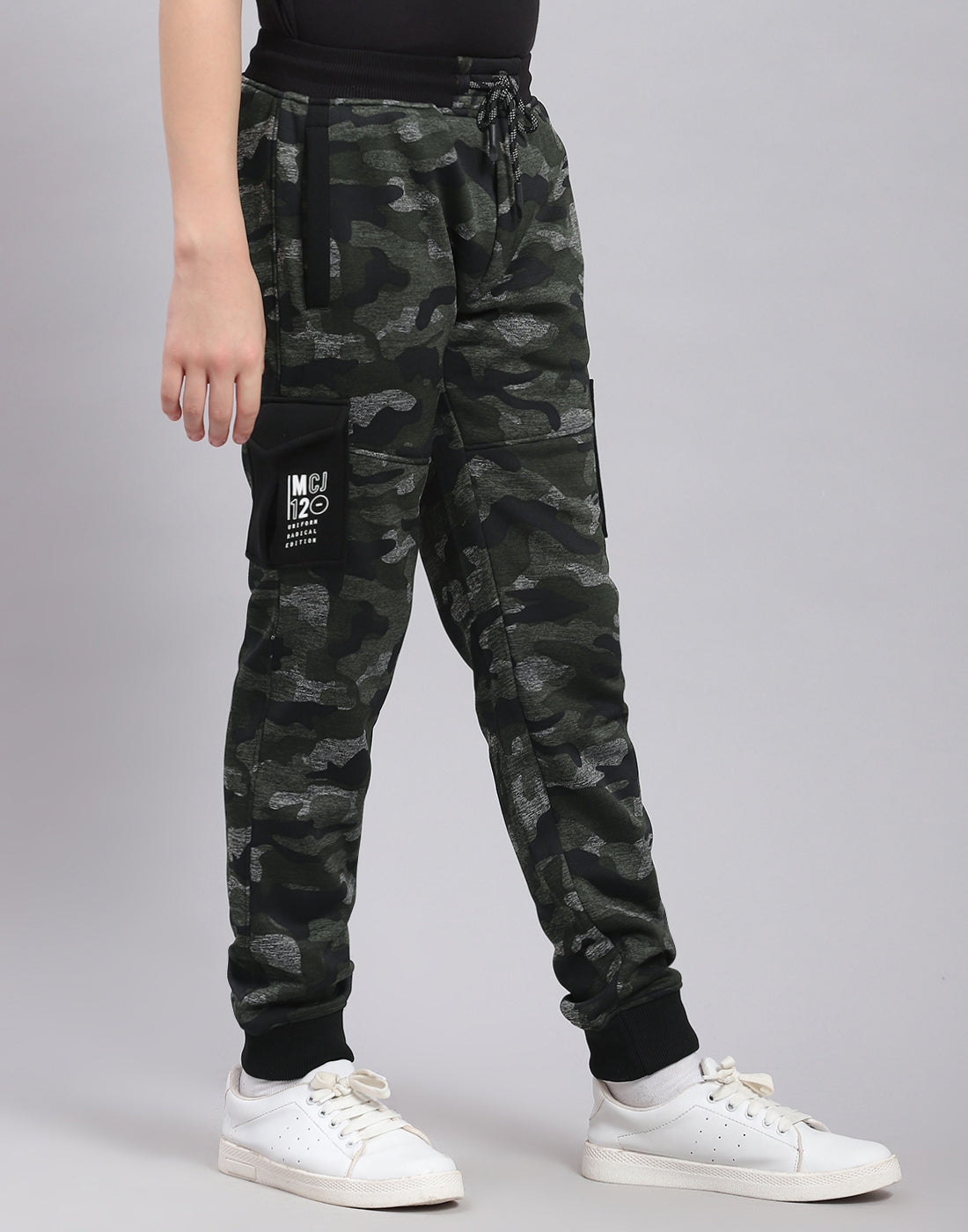 Boys Olive Printed Regular Fit Lower