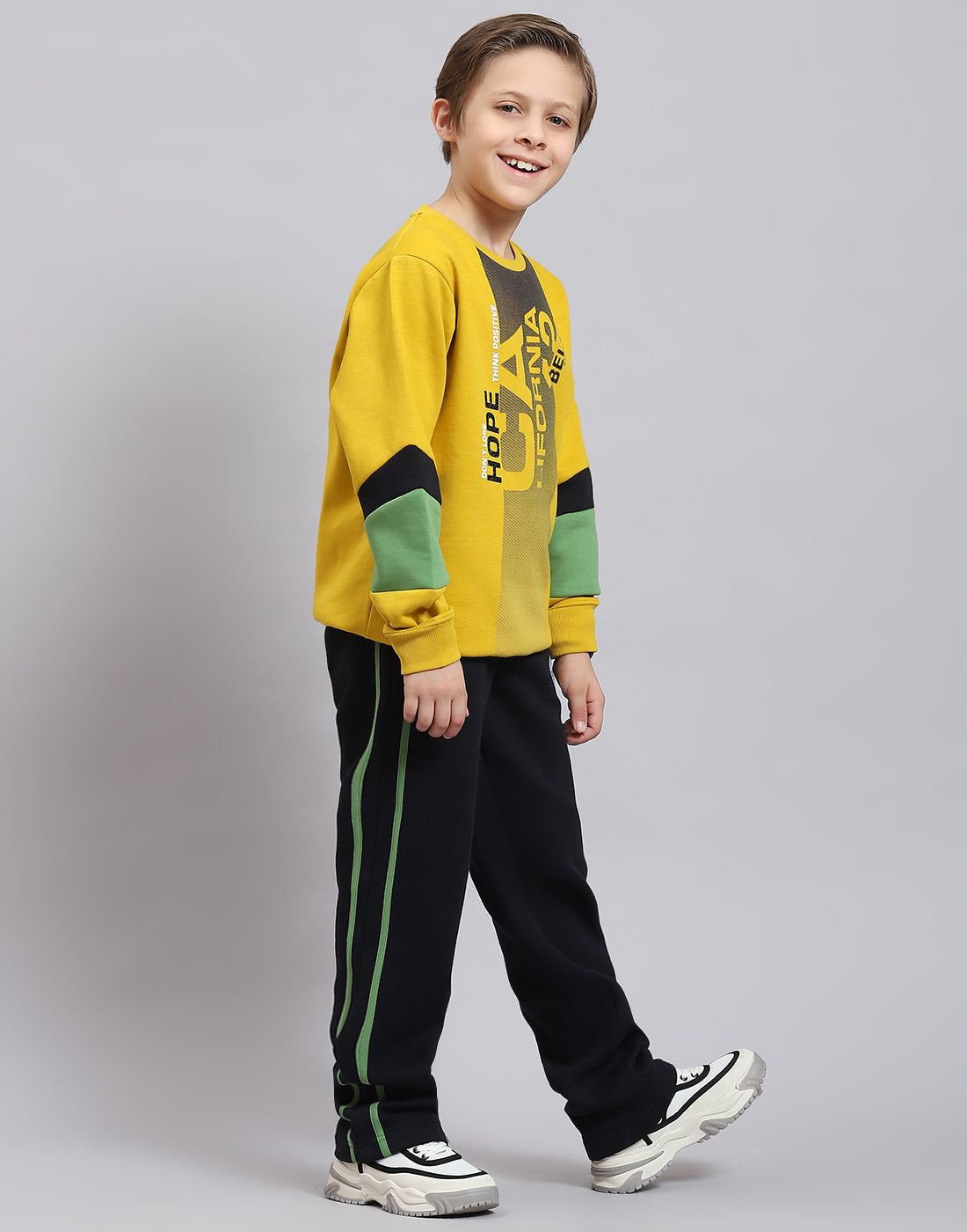 Boys Yellow Printed Round Neck Full Sleeve Tracksuit