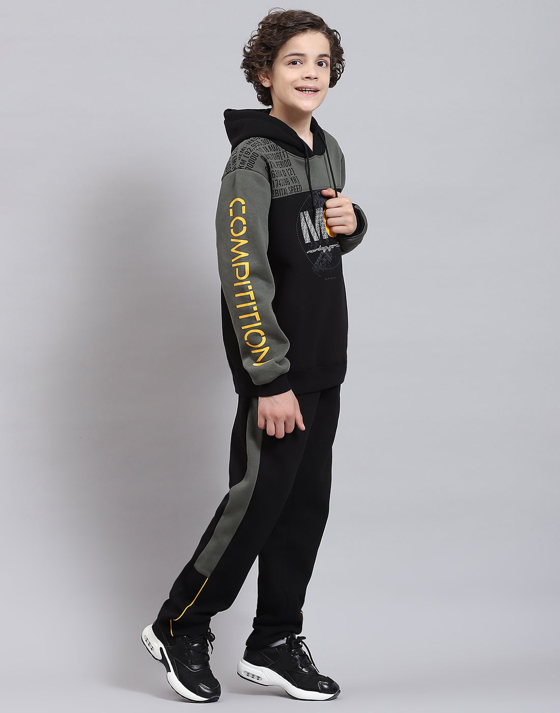 Boys Olive & Black Printed Hooded Full Sleeve Tracksuits