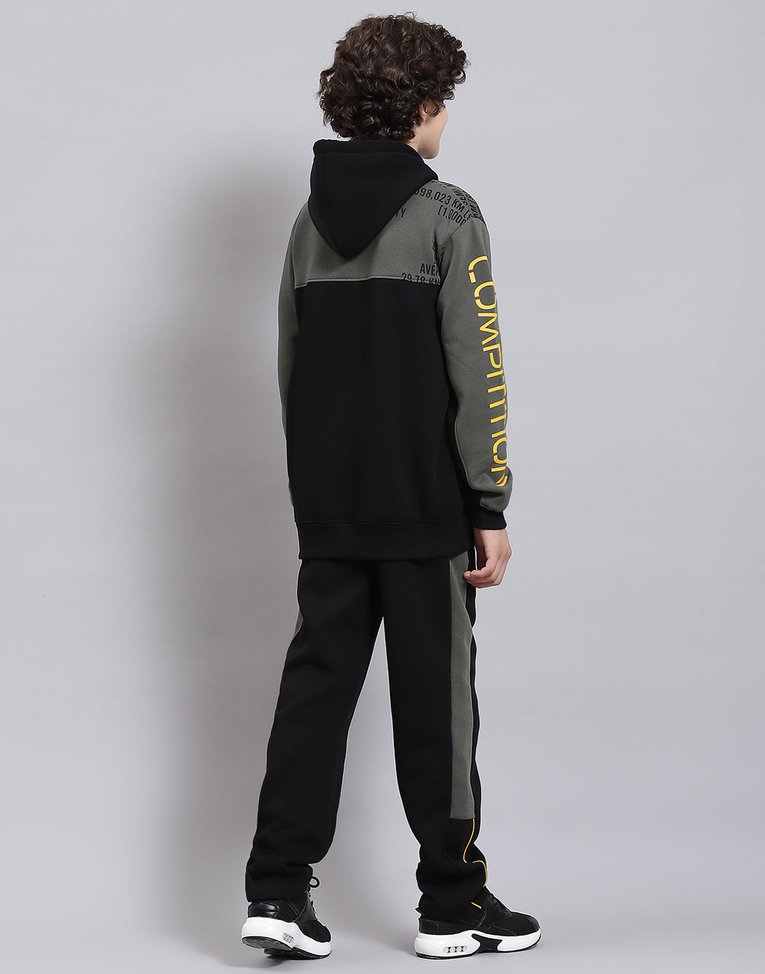 Boys Olive & Black Printed Hooded Full Sleeve Tracksuits