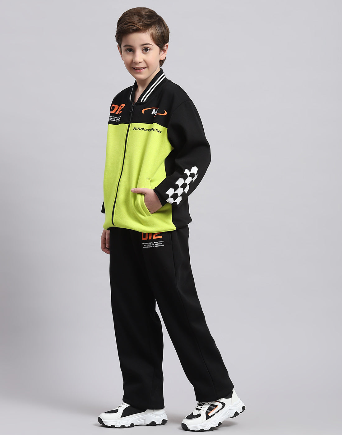 Boys Green Printed Stand Collar Full Sleeve Tracksuit