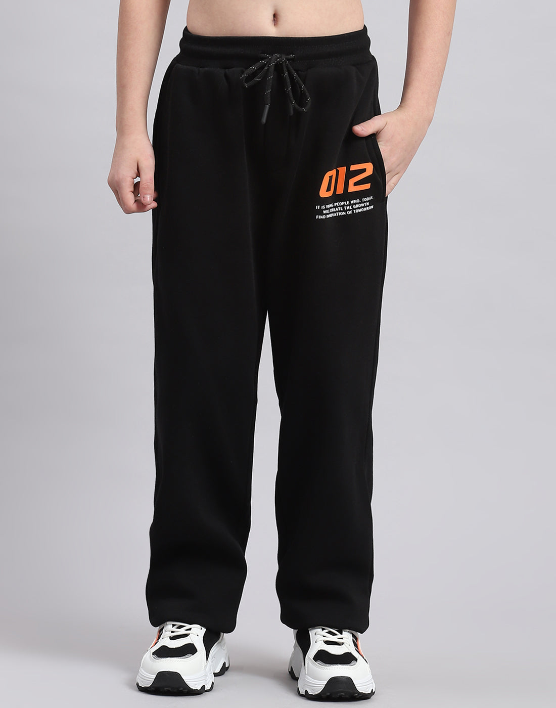 Boys Green Printed Stand Collar Full Sleeve Tracksuit