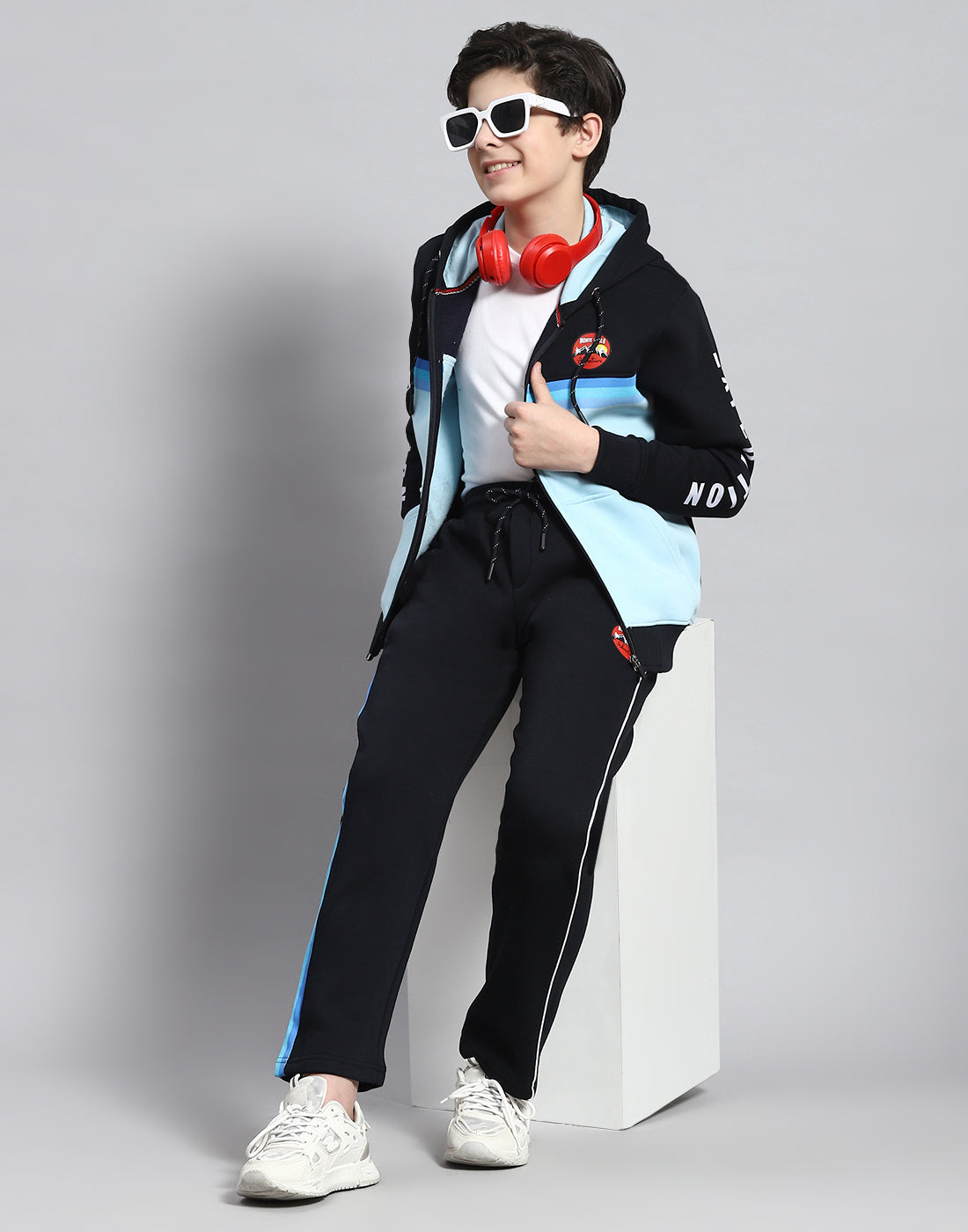 Boys Navy Blue Printed Round Neck Full Sleeve Tracksuit