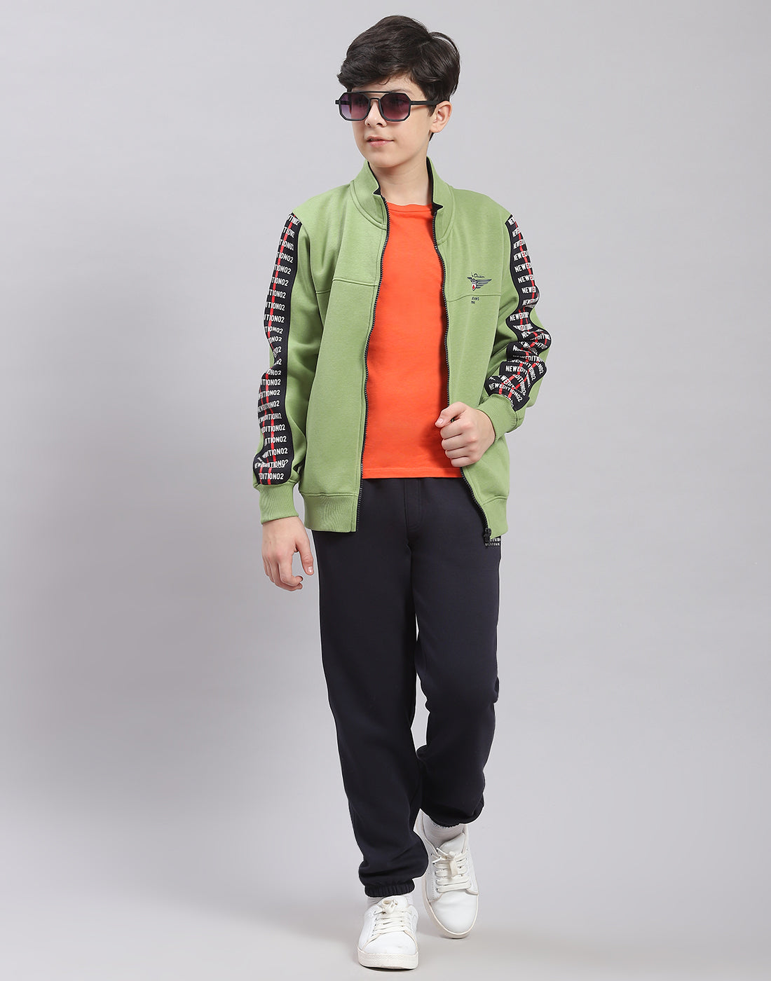 Boys Green Printed H Neck Full Sleeve Tracksuit
